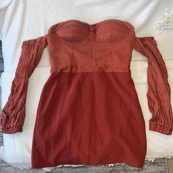 NBD/Revolve - Picture 3 of 3